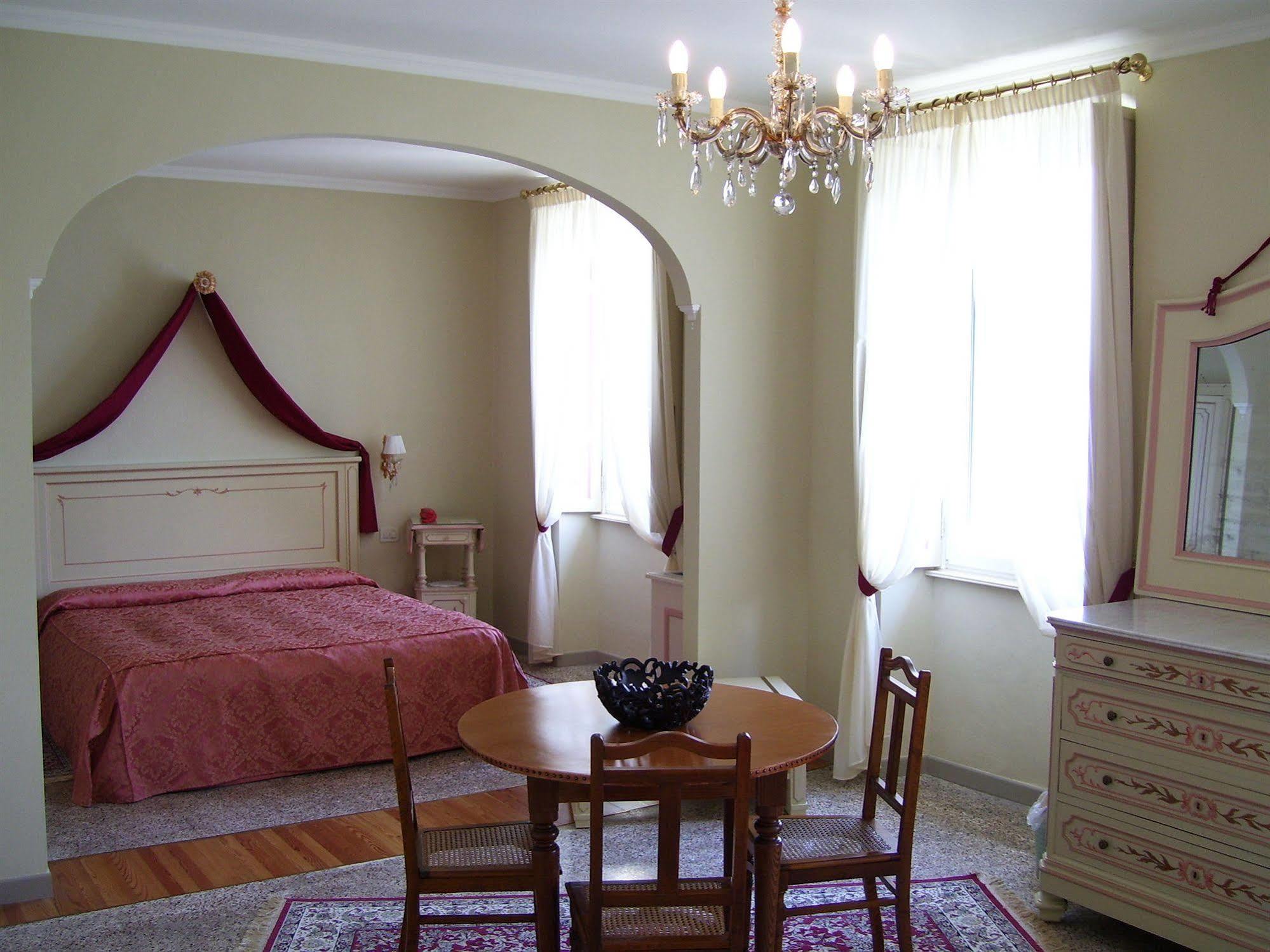 Villa La Mirabella Cadenabbia Екстер'єр фото
